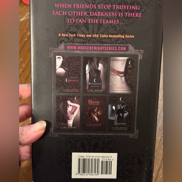 🔥 SOLD🔥Burned by P.C. Cast - Picture 4 of 4